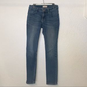 Lee Jeans midrise skinny size 4 women’s crafted by Lee
